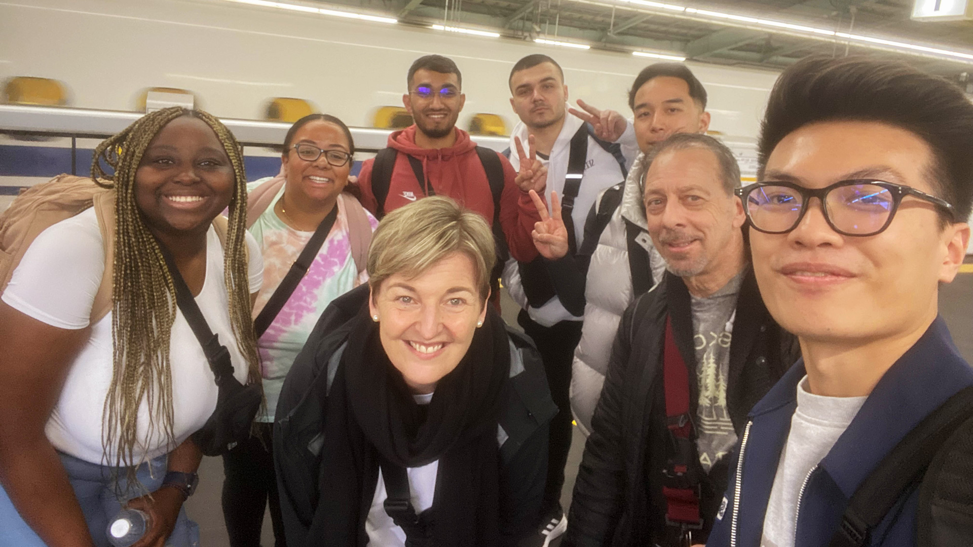 Group of students and faculty selfie