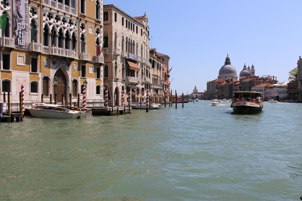 Photo of boat on river in Italy