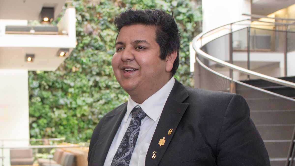 Ovais A.