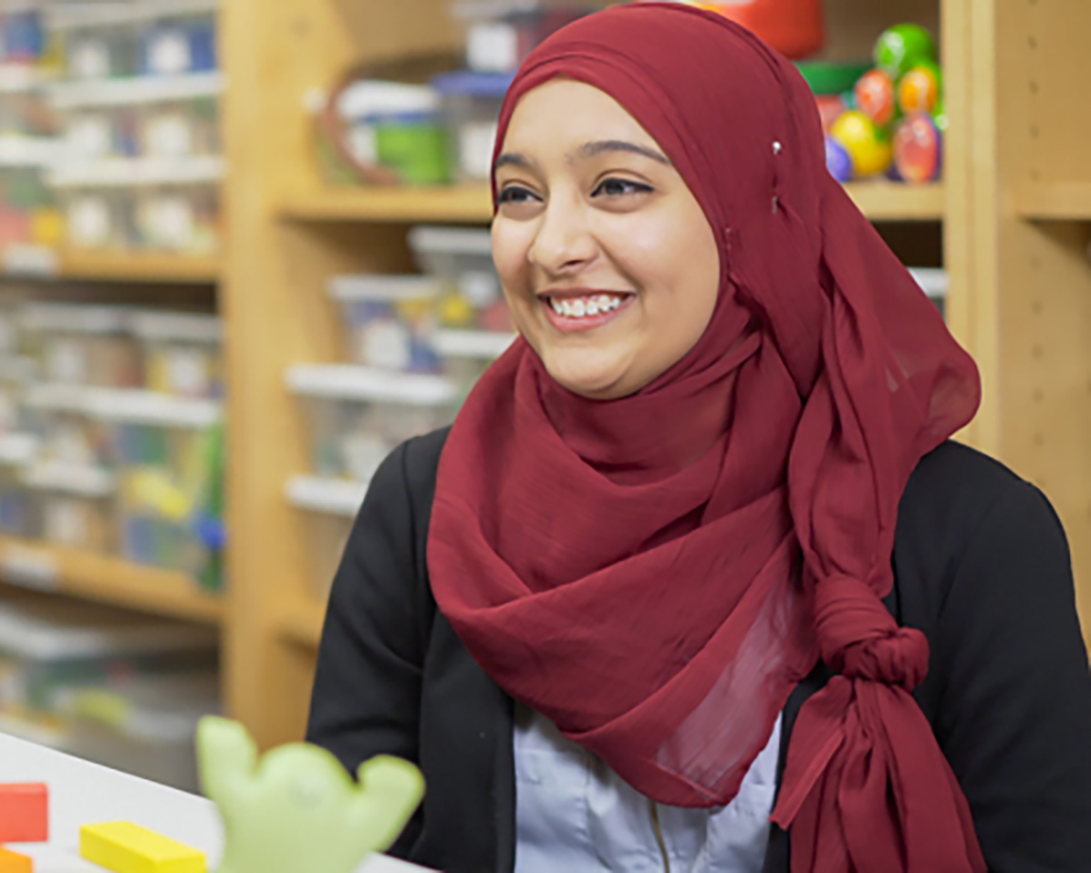 woman wearing red hijab
